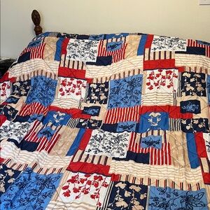Patchwork Quilt with Floral Patterns